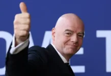 Dimite el principal asesor de Infantino en protesta por su plan de vender el Mundial